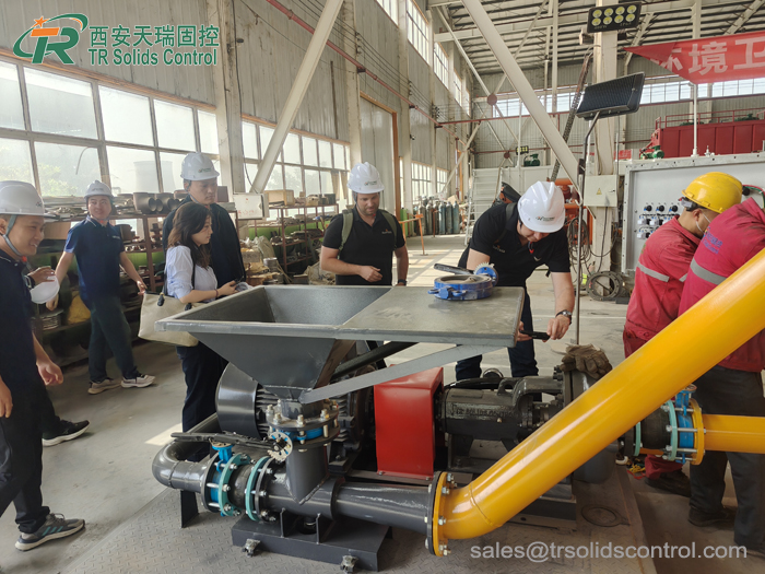 The German Customer Accepted The Solids Control System